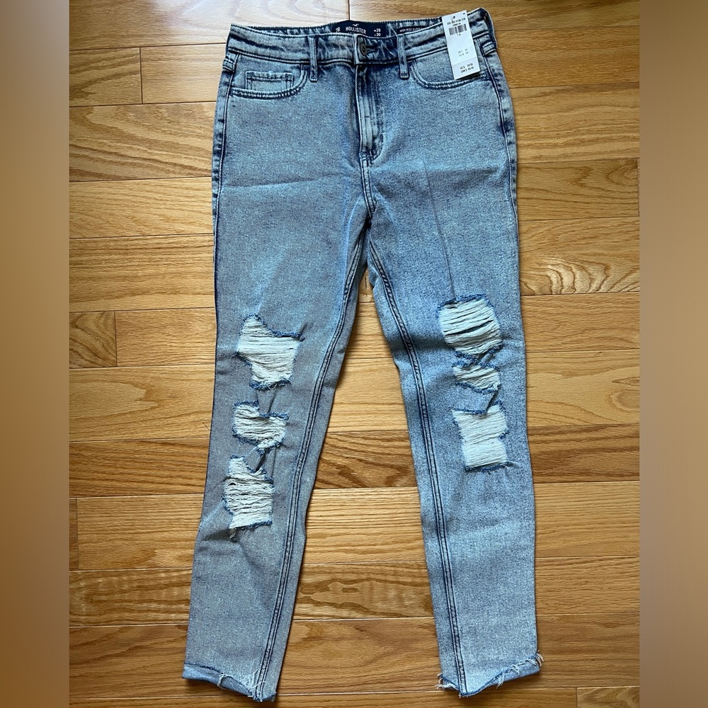 NWT Hollister High Rise Super Skinny